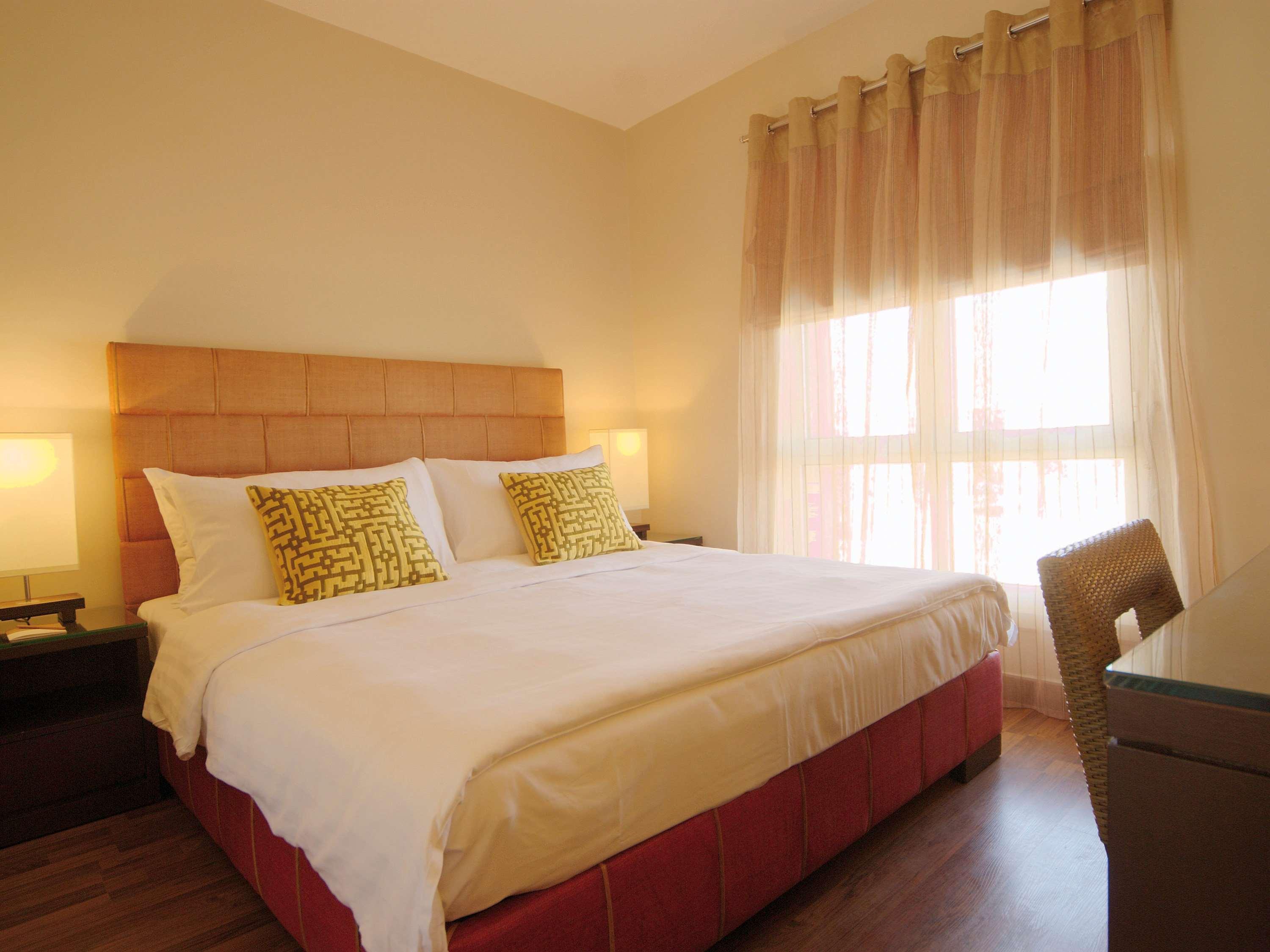 Moevenpick Resort & Residences Aqaba Exterior photo A bedroom at the hotel