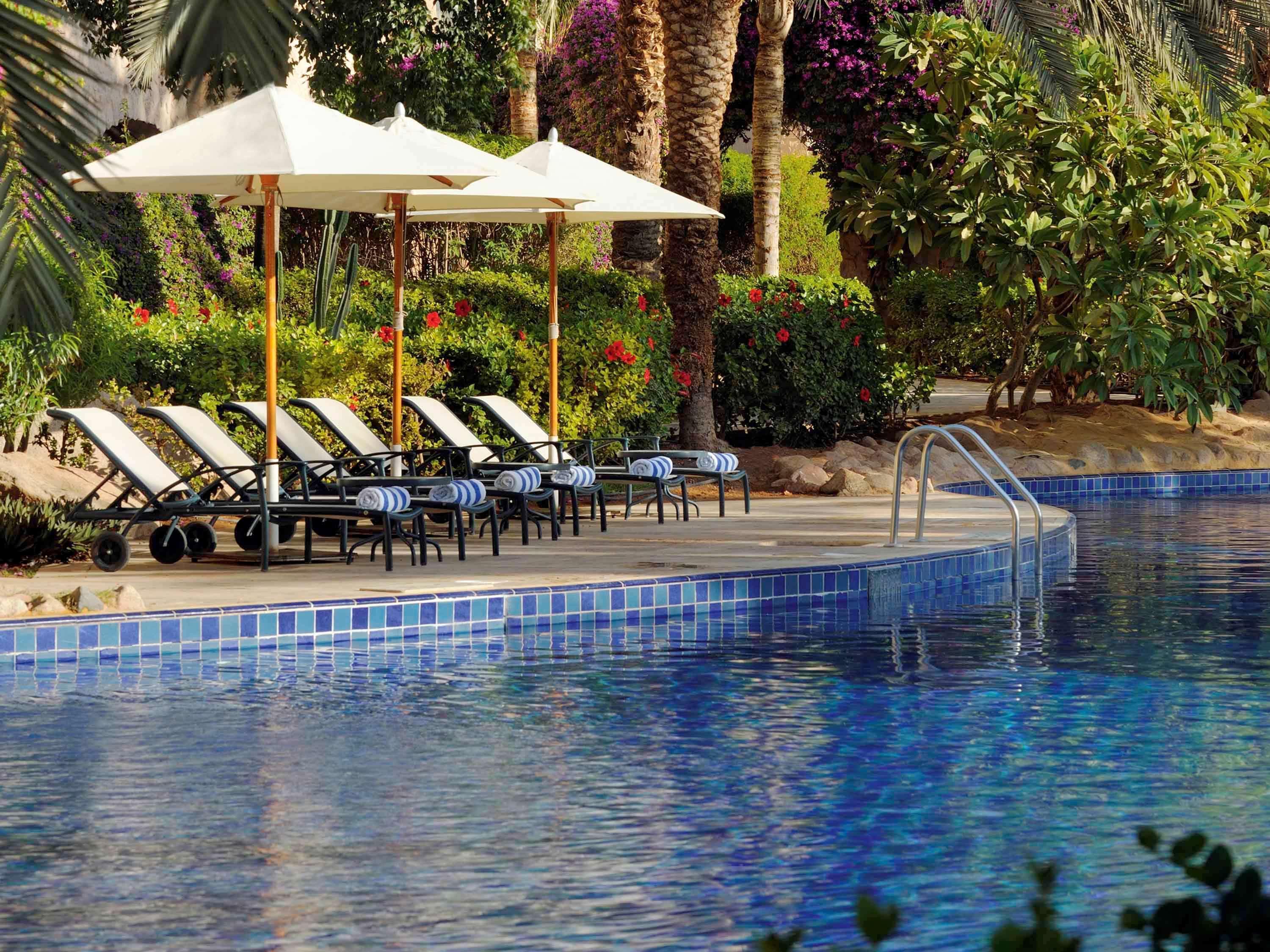 Moevenpick Resort & Residences Aqaba Exterior photo Pool at the Four Seasons Hotel, Cairo