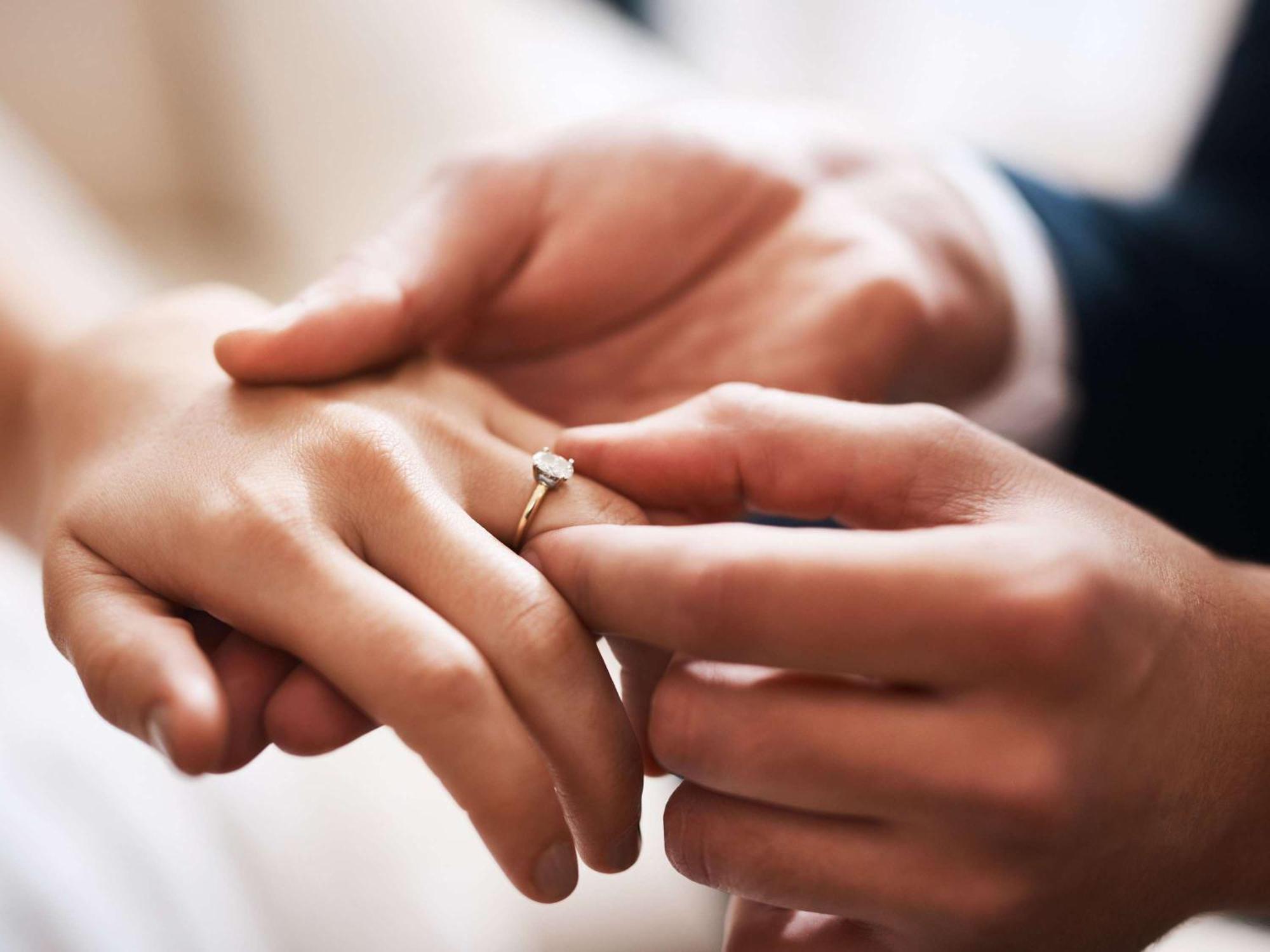 Moevenpick Resort & Residences Aqaba Exterior photo The exchange of rings at a wedding